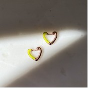 Sarı Neon Kalp Küpe | 925 Gümüş